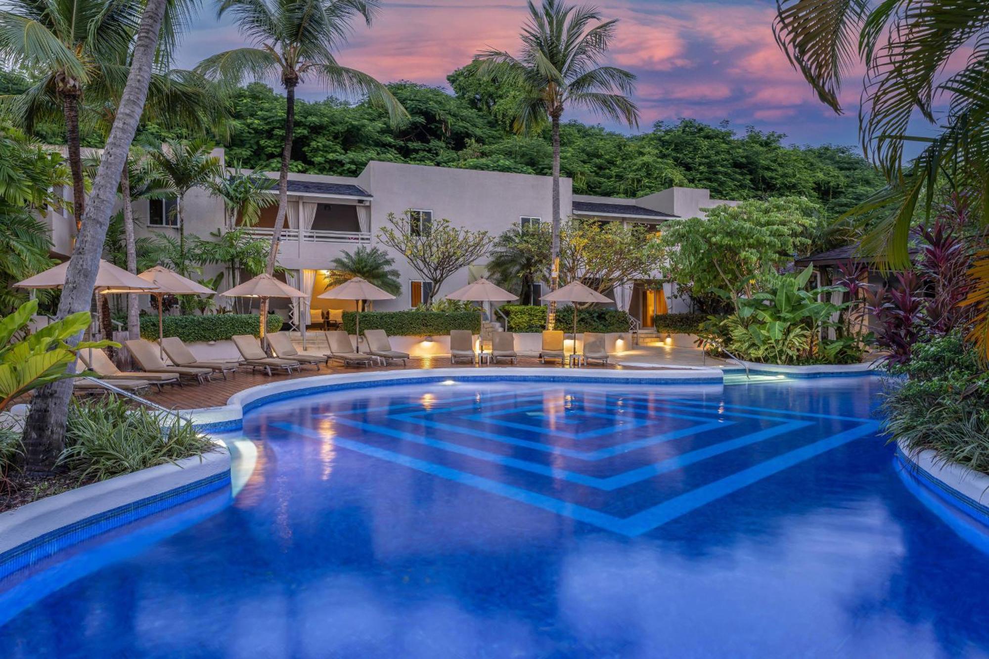 Waves Resort & Spa, Barbados, An Autograph Collection All-Inclusive Resort Сент-Джеймс Экстерьер фото