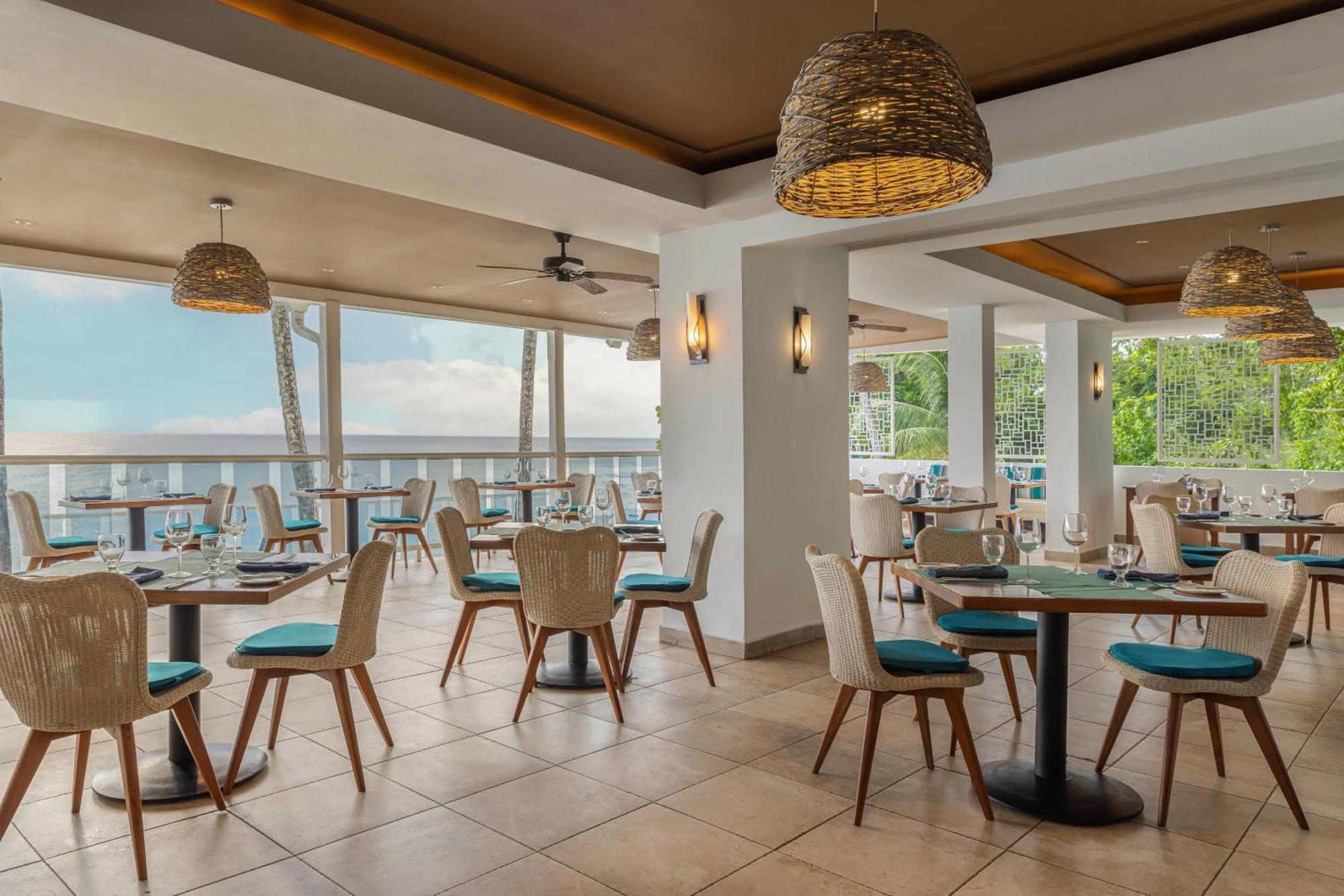 Waves Resort & Spa, Barbados, An Autograph Collection All-Inclusive Resort Сент-Джеймс Экстерьер фото