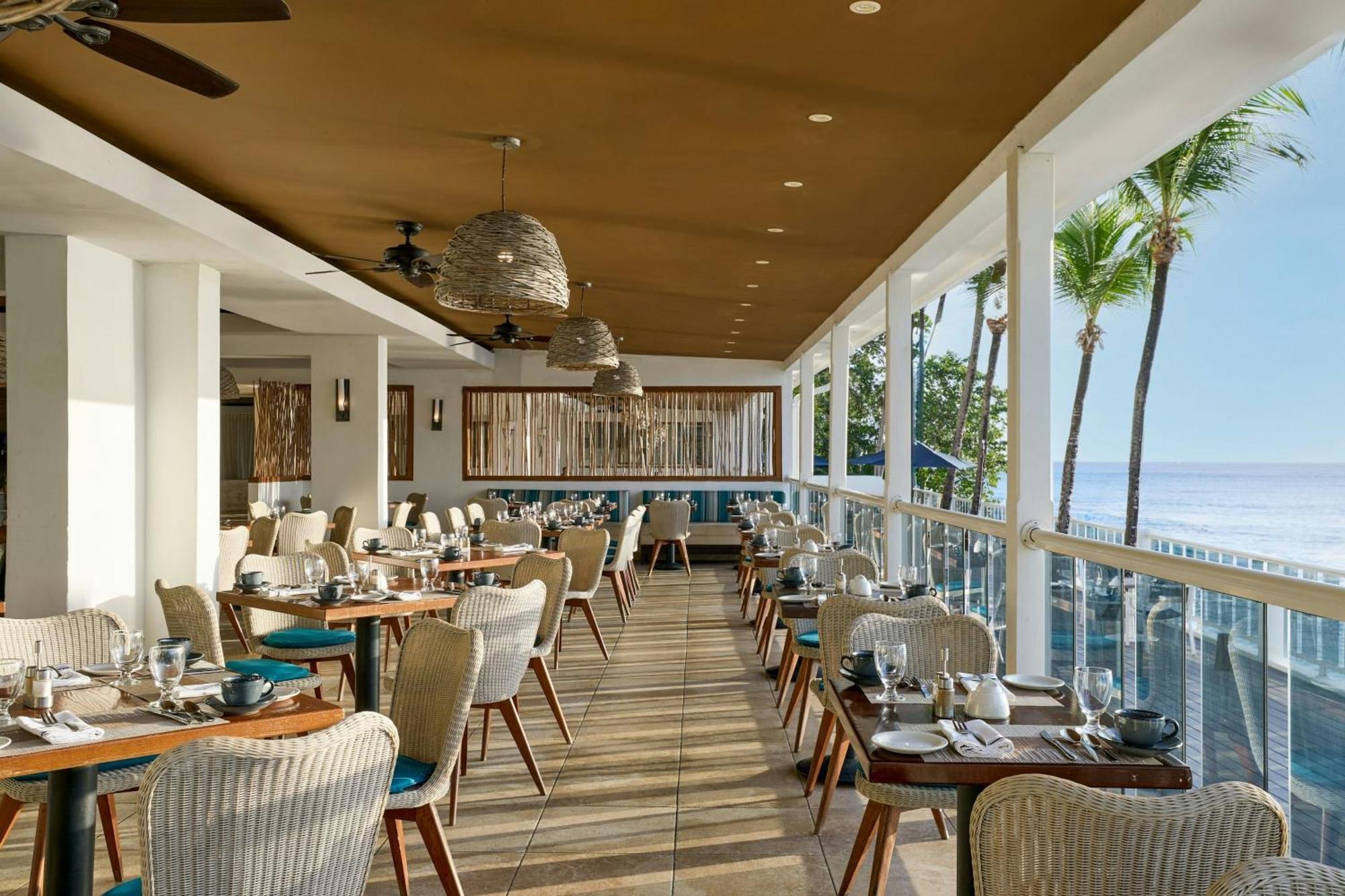 Waves Resort & Spa, Barbados, An Autograph Collection All-Inclusive Resort Сент-Джеймс Экстерьер фото