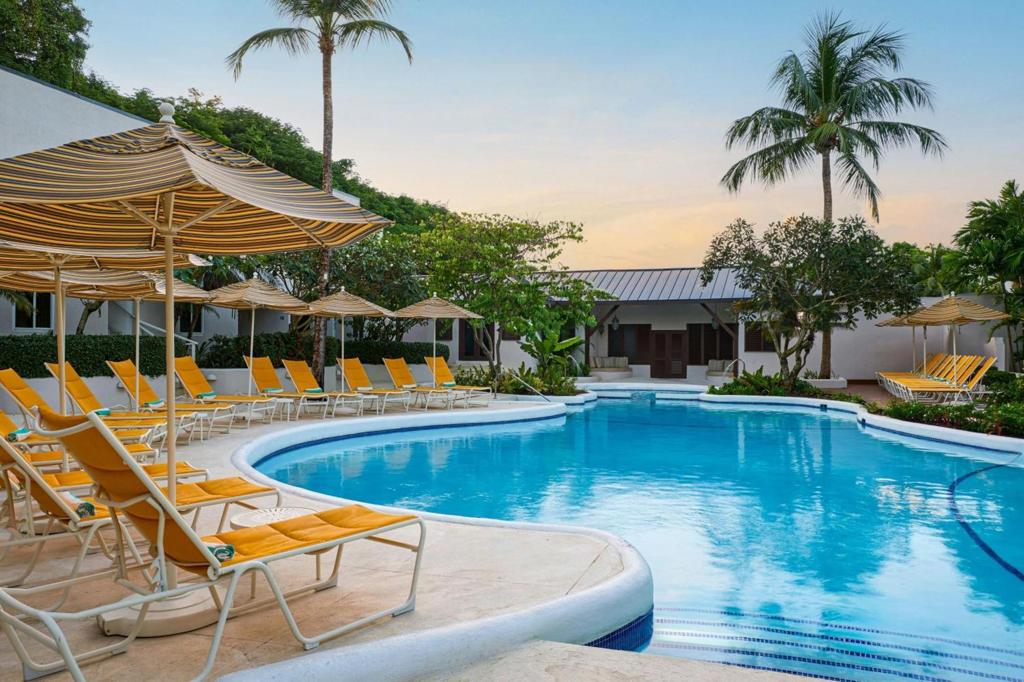 Waves Resort & Spa, Barbados, An Autograph Collection All-Inclusive Resort Сент-Джеймс Экстерьер фото